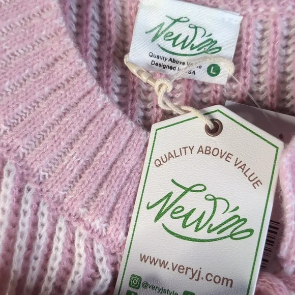 Large Hearts Entwined Cardigan Sweater-NWT - Picture 8 of 9